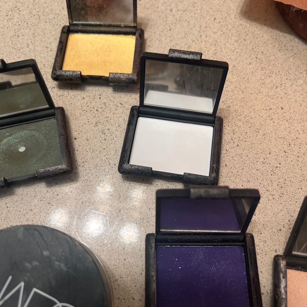 NARS Makeup Compacts Collection Eyeshadow & Powder - Picture 8 of 10